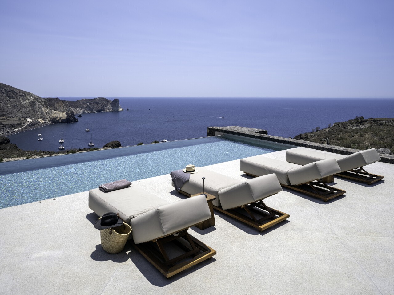 VILLA SANTORINI